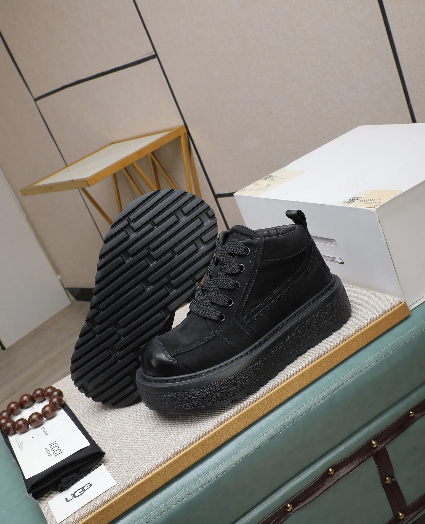 Men's shoes 💰680 IUGGI new retro presbyopia men's shoes, casual and versatile, full of high-end sense, fashionable, luxury and personalized style, joint style, retro presbyopia factor, full of handsome style, first layer suede cowhide, lining wool, rubber outsole, light and non-slip size: 39-44